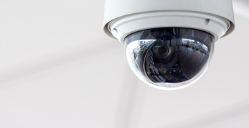 installation de caméras de surveillance pour magasin Pau